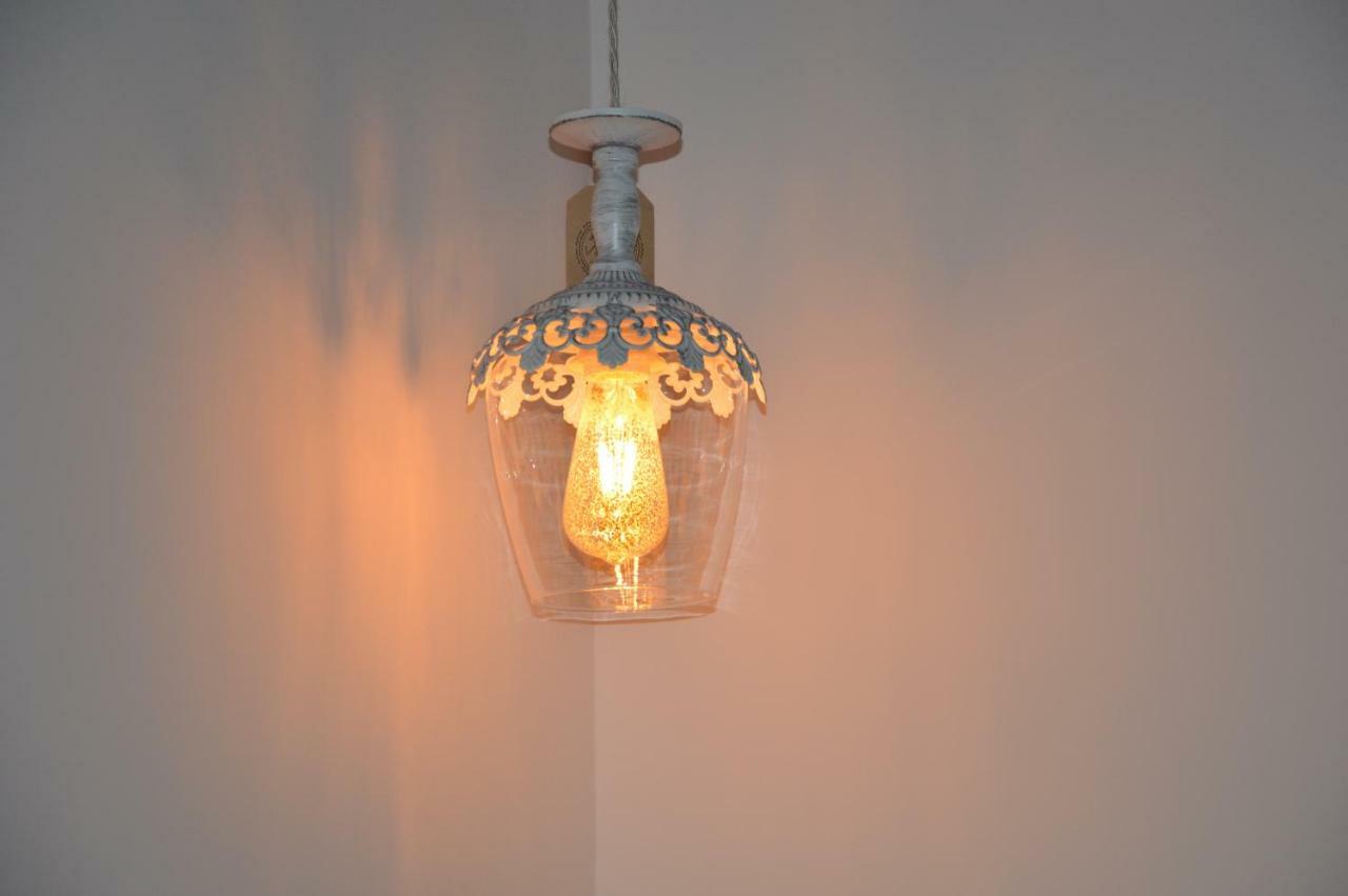 Lejlighed Historic Center - Elegant With Charming Antiques - Raffaello